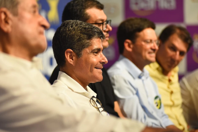 ‘Sim, sou candidato a governador da Bahia’, anuncia ACM Neto