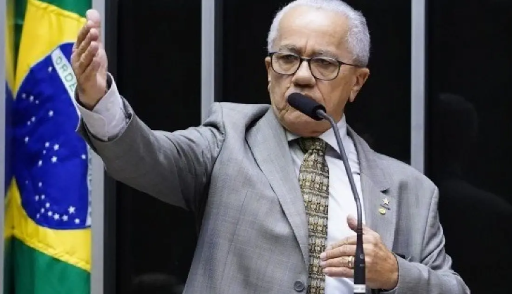 AL-BA aprova indicação de Josias Gomes ao cargo de conselheiro de TCE-BA