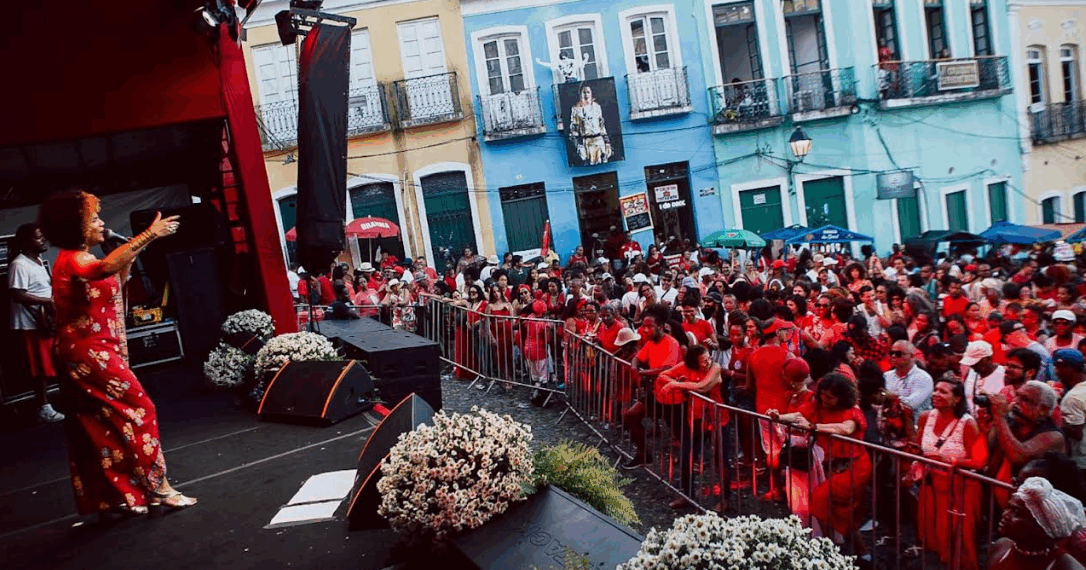 Shows animam o Pelourinho na festa de Santa Bárbara