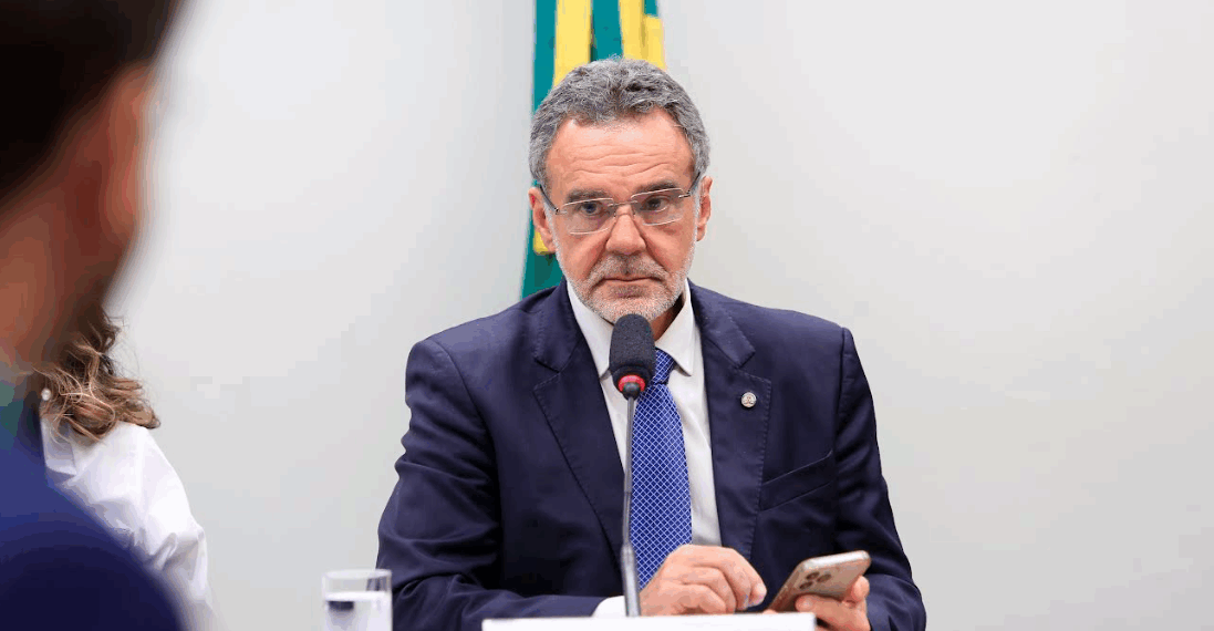 Câmara celebra Dia Nacional do Forró e Dia do Sanfoneiro em cerimônia proposta por Daniel Almeida
