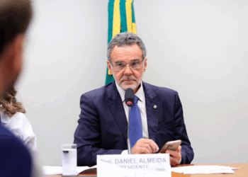 Câmara celebra Dia Nacional do Forró e Dia do Sanfoneiro em cerimônia proposta por Daniel Almeida