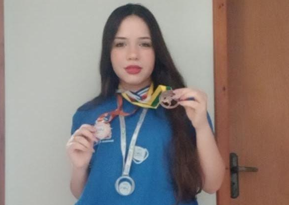 Estudante baiana conquista o mundo e revela a força da rede estadual