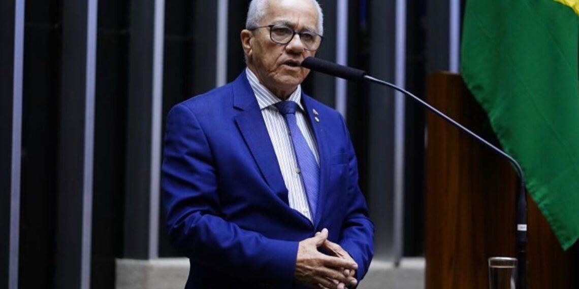 Justiça impede Alba de votar indicação de Josias Gomes para TCE