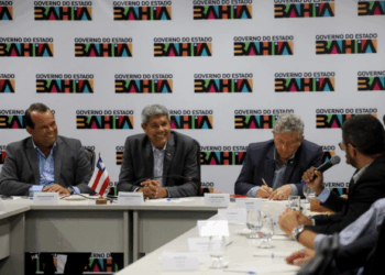 Jerônimo reafirma que continuará recebendo prefeitos