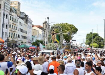 Com expectativa de mais de 1 milhão de pessoas, Lavagem do Bonfim é ponto alto do verão de Salvador e ajuda a ampliar número de visitantes