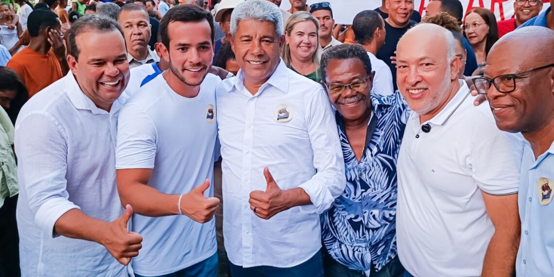 Vice-governador Geraldo Júnior participa dos atos pelos 203 anos da Independência de Itaparica