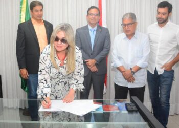 ALBA e Executivo firmam parceria para instalar SAC no Parlamento