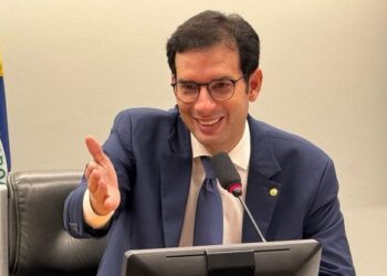 Léo Prates comenta saída do PDT e mira o Republicanos