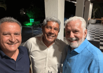 Imagem de Jerônimo, Rui e Wagner reacende debate sobre chapa