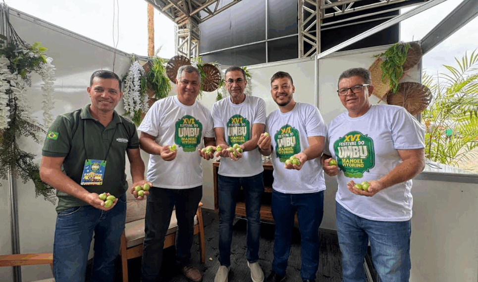 Deputado Hassan participa do maior festival de umbu de Manoel Vitorino e defende o cooperativismo e expansão dessa cultura