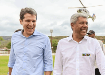 Jerônimo vai a Jequié e se aproxima de Zé Cocá