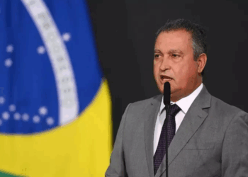 Rui deixará governo em março para disputar o Senado