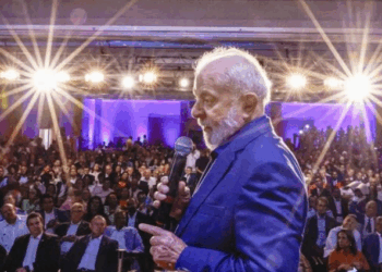 Visita de Lula a Salvador antecipa debate eleitoral na Bahia