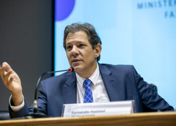 Haddad diz que deixará o governo Lula em fevereiro