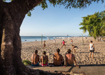 Rede Bahia realiza segunda edição do projeto ‘Arena Viver Verão’ na orla de Salvador  