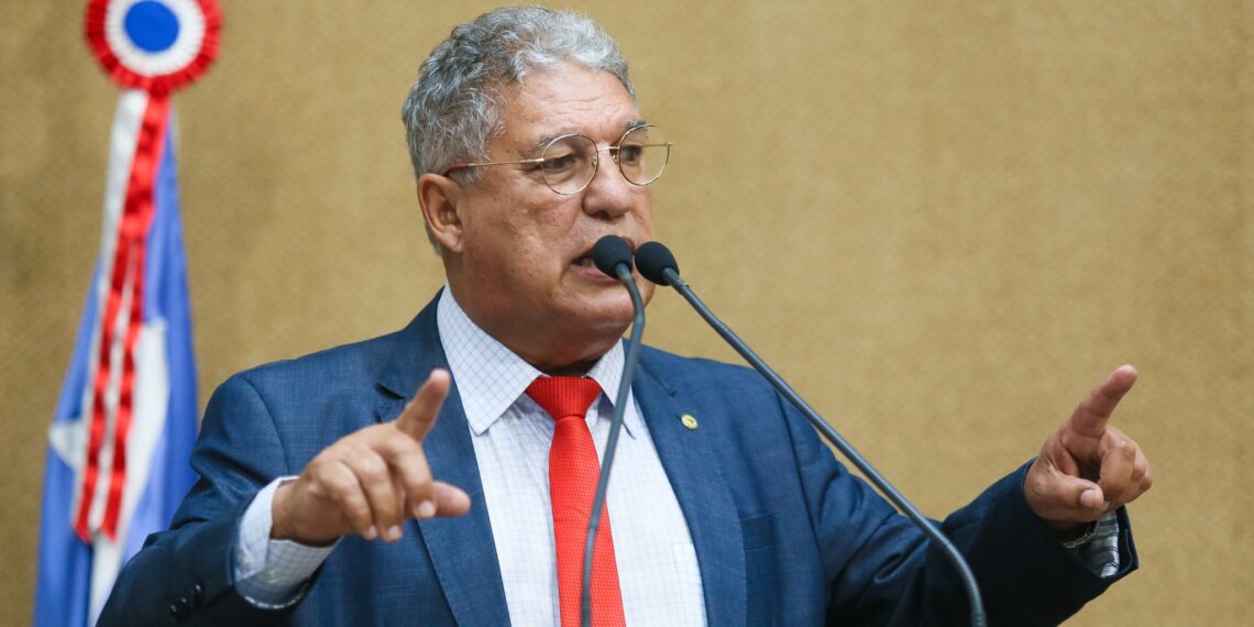 Rosemberg diz que saída de Coronel não deve afetar prefeituras