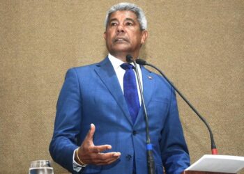 Na ALBA, Jerônimo defende união entre poderes e faz balanço da gestão