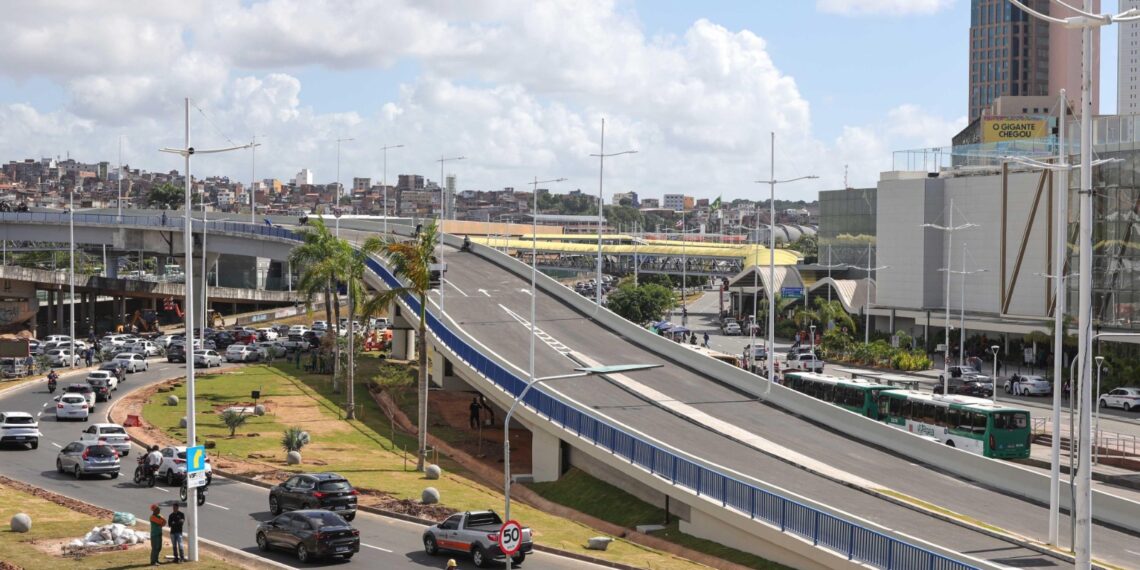 Obra na ACM amplia velocidade e reduz congestionamento