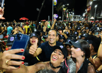 Bruno Reis celebra público de quase 3 milhões no pré-Carnaval de Salvador
