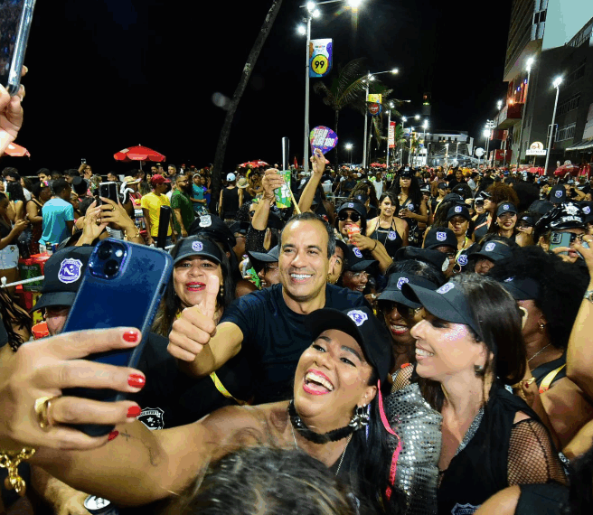 Bruno Reis celebra público de quase 3 milhões no pré-Carnaval de Salvador