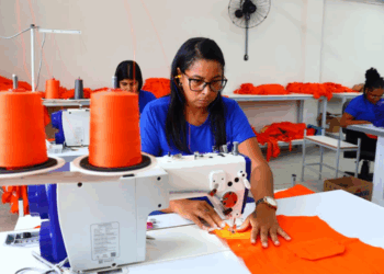 Em Olindina, SDE celebra inauguração do parque fabril da Marvin Fardamentos