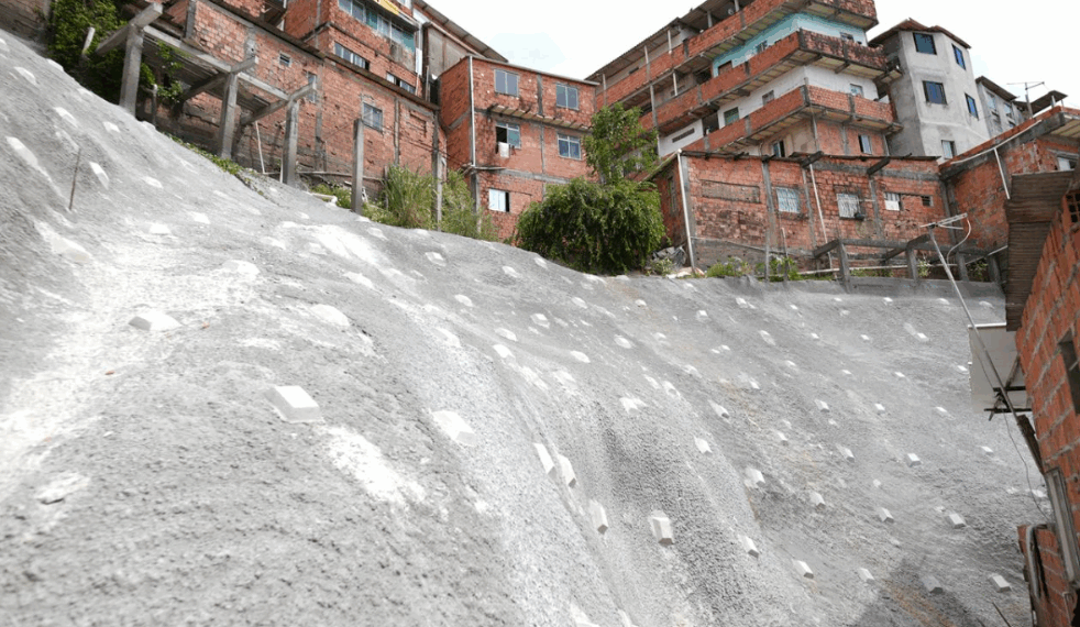 Prefeitura entrega contenção de encosta em São Marcos com R$ 3,2 mi