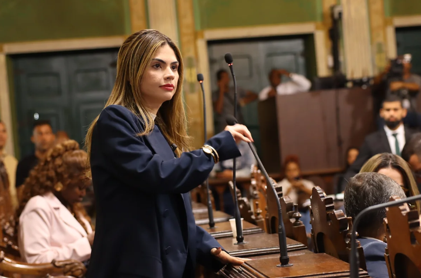 MP-BA investiga suposta autopromoção de Marcelle Moraes