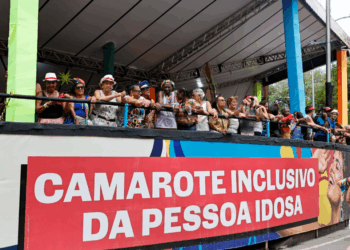 Camarotes Acessíveis garantem conforto a idosos