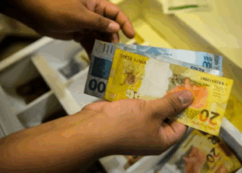 Isenção do IR passa a valer para quem ganha até R$ 5 mil