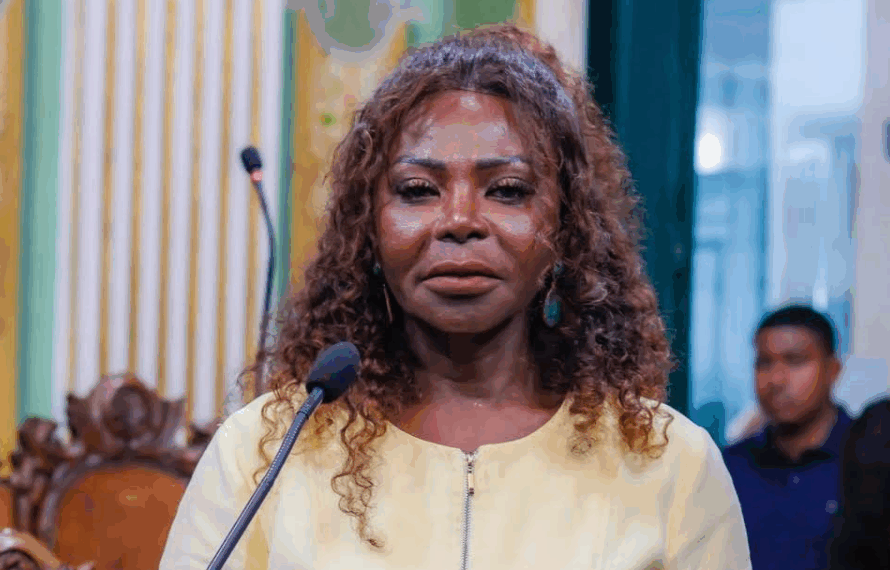 Ireuda critica baixa presença feminina na política