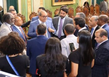 CMS define presidentes das comissões permanentes