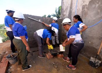 Mulheres lideram força de trabalho, geração de emprego e de renda em Salvador