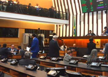 Novo projeto do governo regulamenta uso de créditos judiciais da Bahiagás