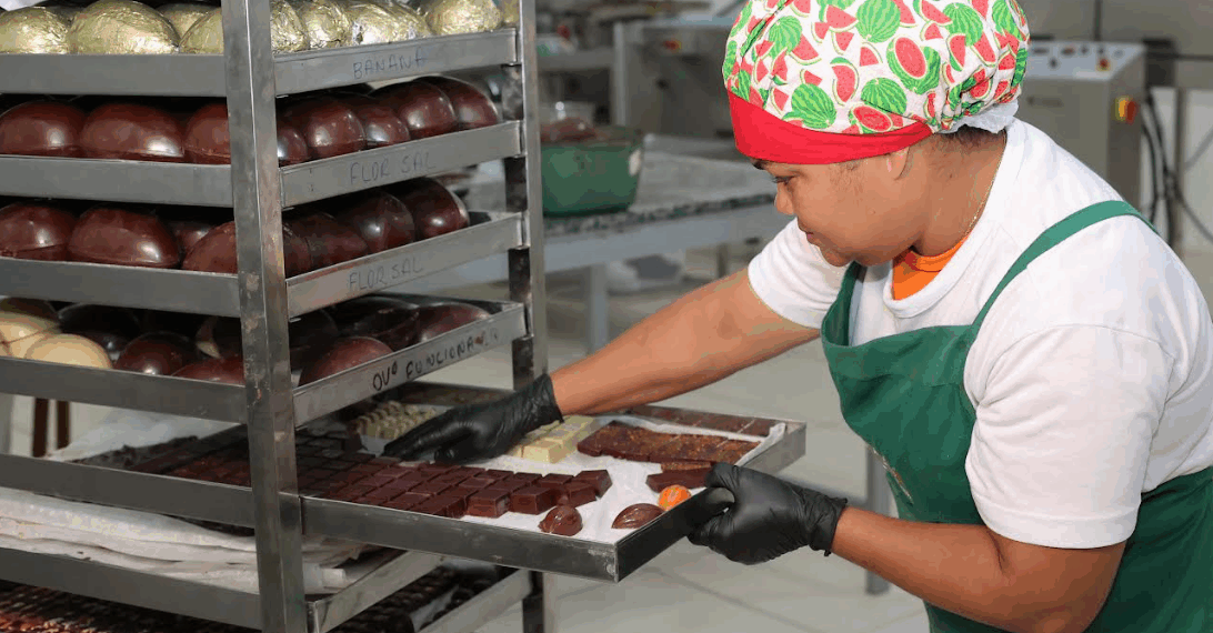 Páscoa impulsiona produção de chocolates da agricultura familiar no sul da Bahia