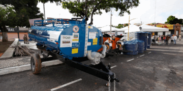 Entrega de equipamentos fortalece agricultura familiar e infraestrutura rural em Itaberaba