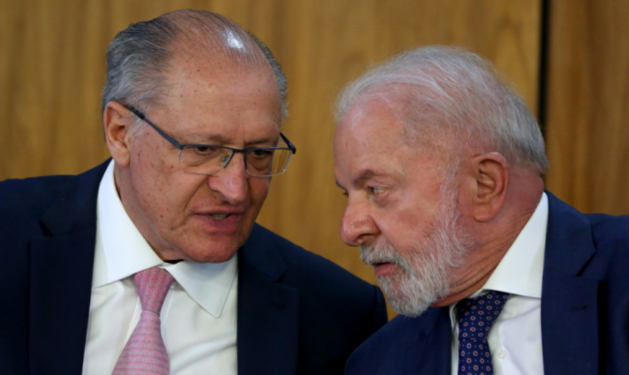 Lula confirma Alckmin como vice na chapa ao Planalto