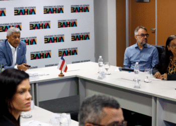 Governador reforça parceria com Quijingue em reunião