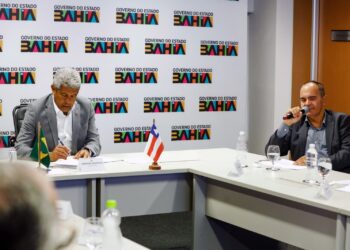 Governador recebe prefeito e discute demandas no interior