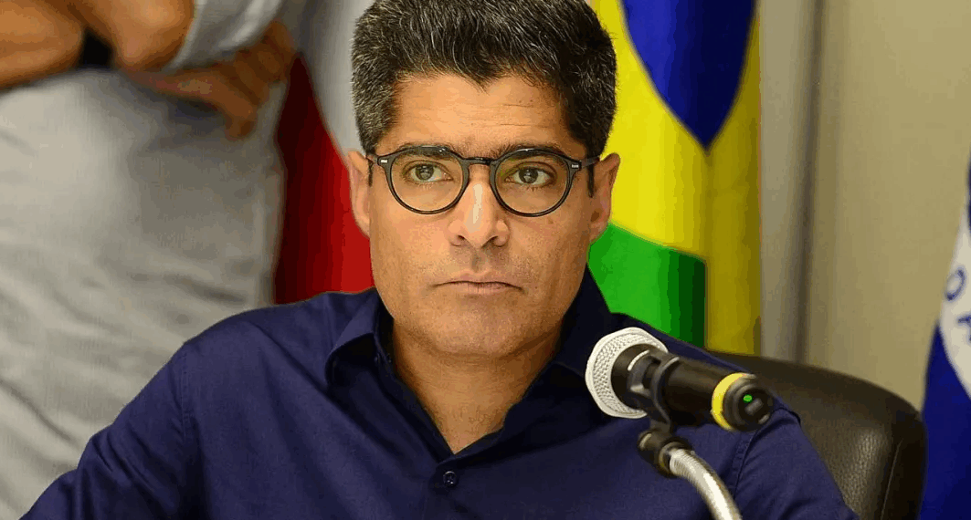 ACM Neto recebeu R$ 3,6 milhões do Master e da Reag, aponta Coaf