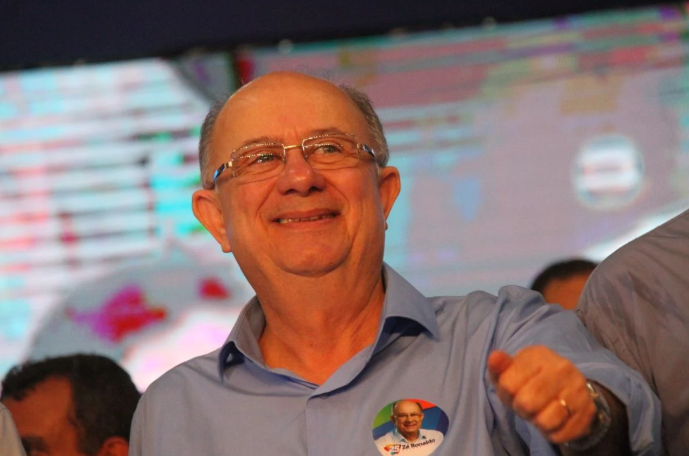 Zé Ronaldo nega vice e garante mandato em Feira