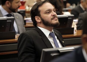 Ex-deputado baiano vira alvo por suposto acordo com facções