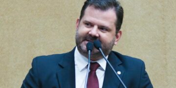 Angelo Coronel Filho é indicado para a vice-liderança do Bloco da Minoria