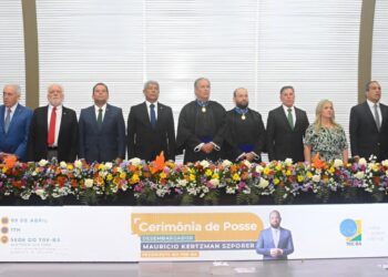 Ivana Bastos participa da posse do novo presidente do TRE