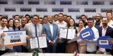 Reunião entre governador e prefeito de Ibipeba define investimentos e reforça ações no município