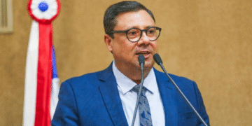 Penalva oficializa mudança de partido