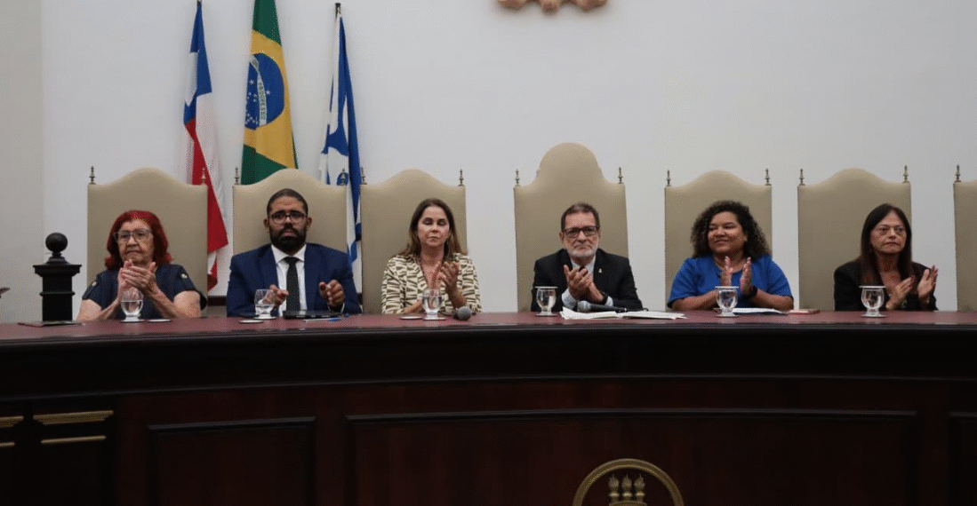 Governo do Estado entrega certidões a vítimas da ditadura