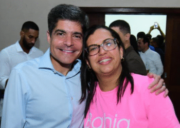 Ana Paula sai da Secult para coordenar campanha de ACM Neto