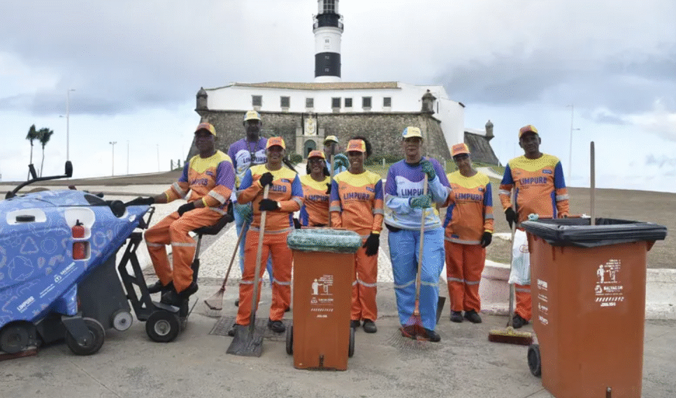 Garis podem ter piso salarial de R$ 3 mil na Bahia
