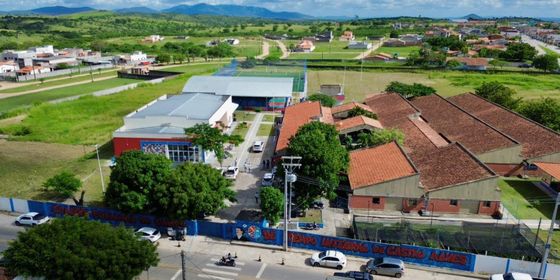 Município de Castro Alves é beneficiado com modernização de escola estadual de tempo integral