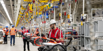 BYD abre mais de 170 vagas de emprego em Camaçari